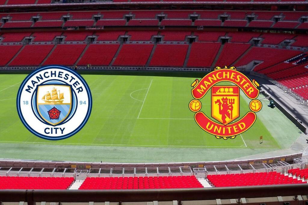 Free Parking. Old Trafford Home Manchester Esterno foto